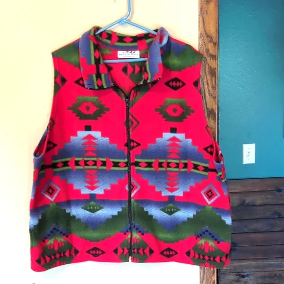 Back In The Saddle Southwest Aztec Print Fleece Vest - Picture 1 of 5